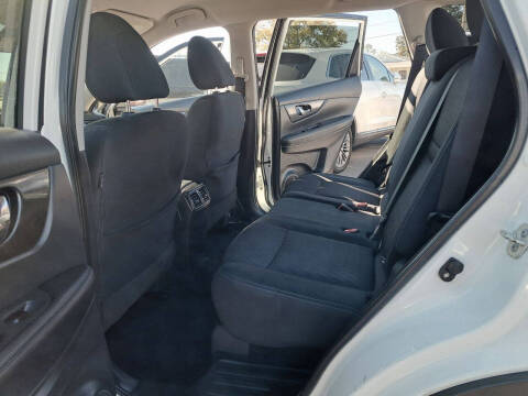 2019 Nissan Rogue SV