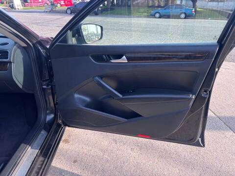 2014 Volkswagen Passat 2.0L TDI SEL Premium