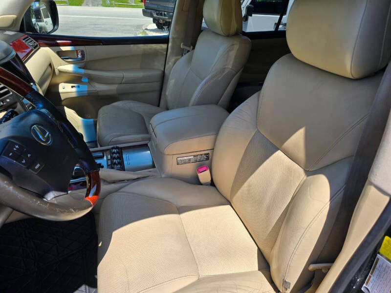 2011 Lexus LX 570