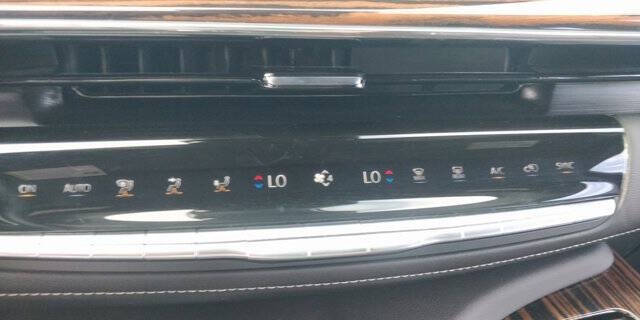 2024 Cadillac Escalade ESV Premium Luxury