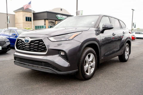 2022 Toyota Highlander Hybrid LE