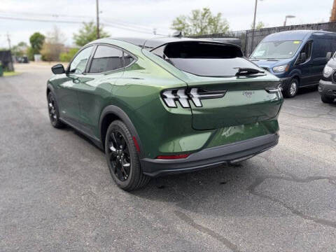 2024 Ford Mustang Mach-E Select