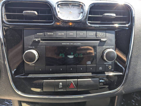 2013 Chrysler 200 LX
