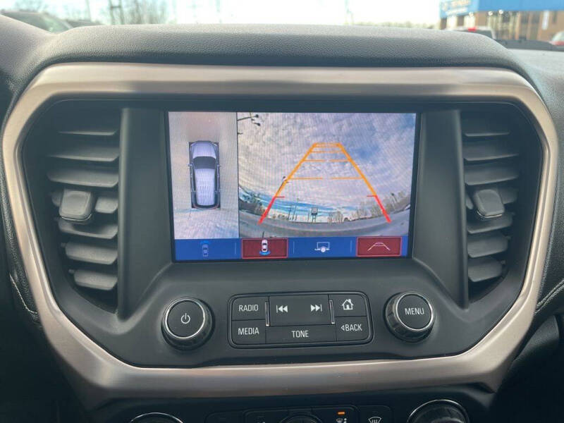 2017 GMC Acadia Denali