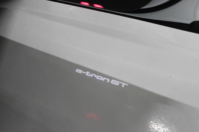 2023 Audi e-tron GT quattro Prestige