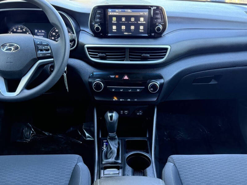 2021 Hyundai Tucson SE