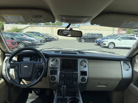 2017 Ford Expedition XLT