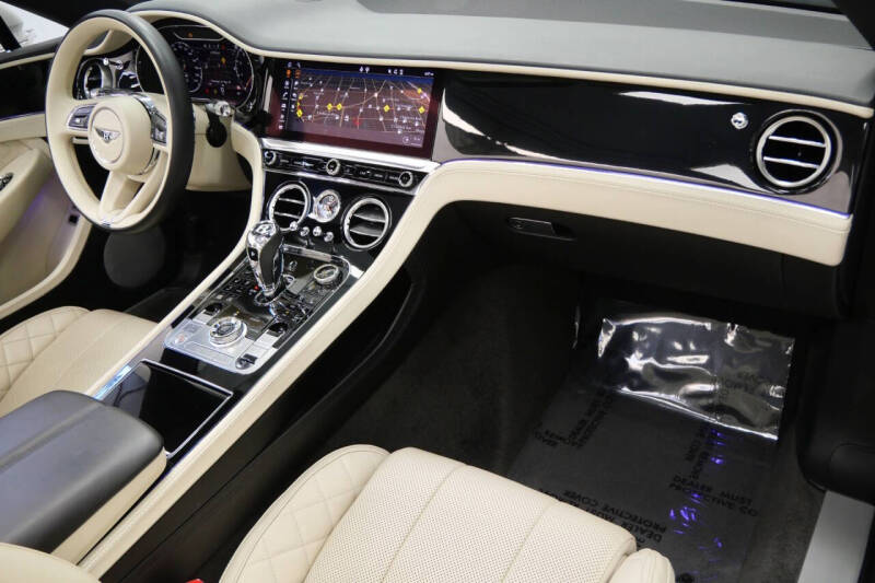 2022 Bentley Continental GTC V8