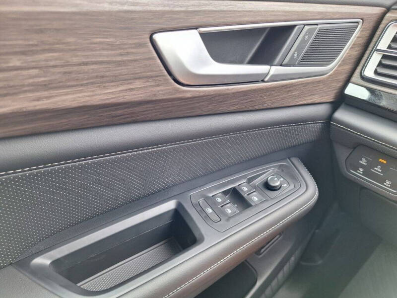 2025 Volkswagen Atlas SEL 4Motion