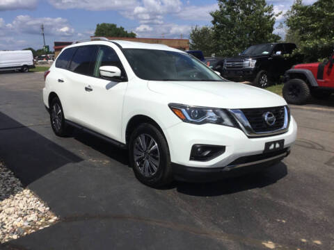 2018 Nissan Pathfinder for sale at Bruns & Sons Auto in Plover WI