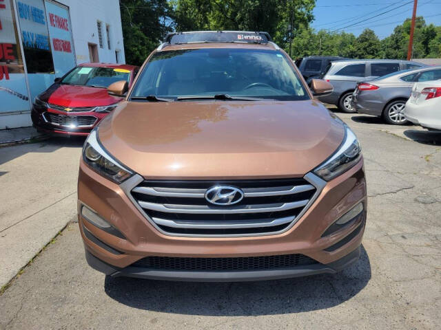 2017 Hyundai TUCSON for sale at DAGO'S AUTO SALES LLC in Dalton, GA