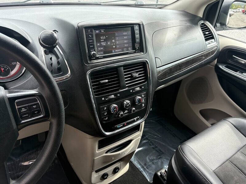 2019 Dodge Grand Caravan SE Plus