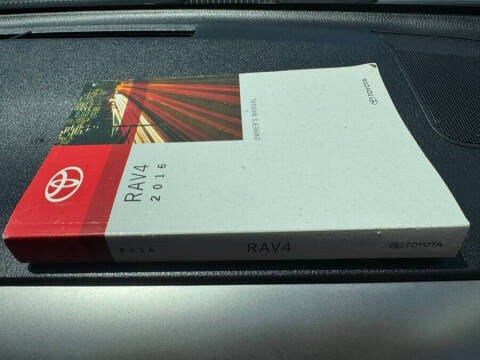 2016 Toyota RAV4 LE