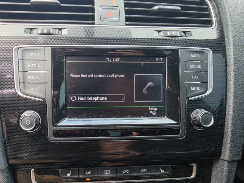 2015 Volkswagen Golf GTI SE