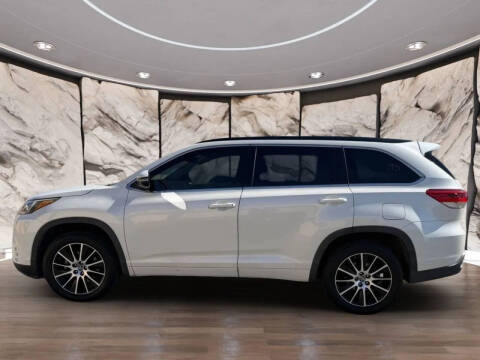 2018 Toyota Highlander SE