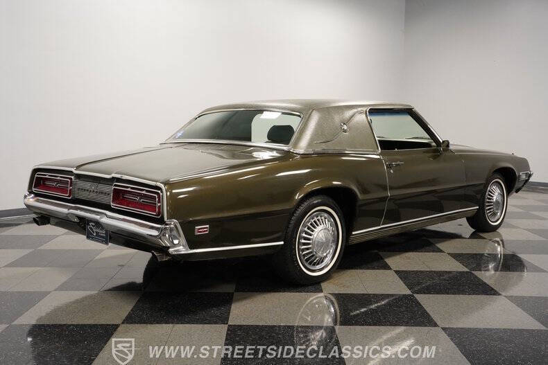 1969 Ford Thunderbird