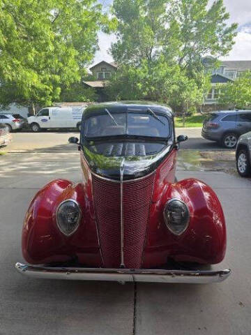 1937 Ford Tudor