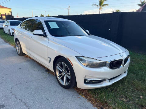 2017 BMW 3 Series 330i xDrive Gran Turismo