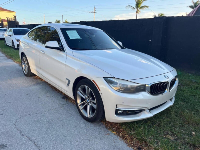 2017 BMW 3 Series 330i xDrive Gran Turismo
