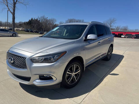 2017 Infiniti QX60 for sale at LEE AUTO SALES in McAlester OK