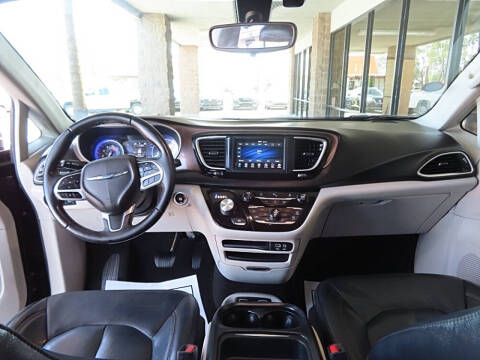 2018 Chrysler Pacifica Touring L