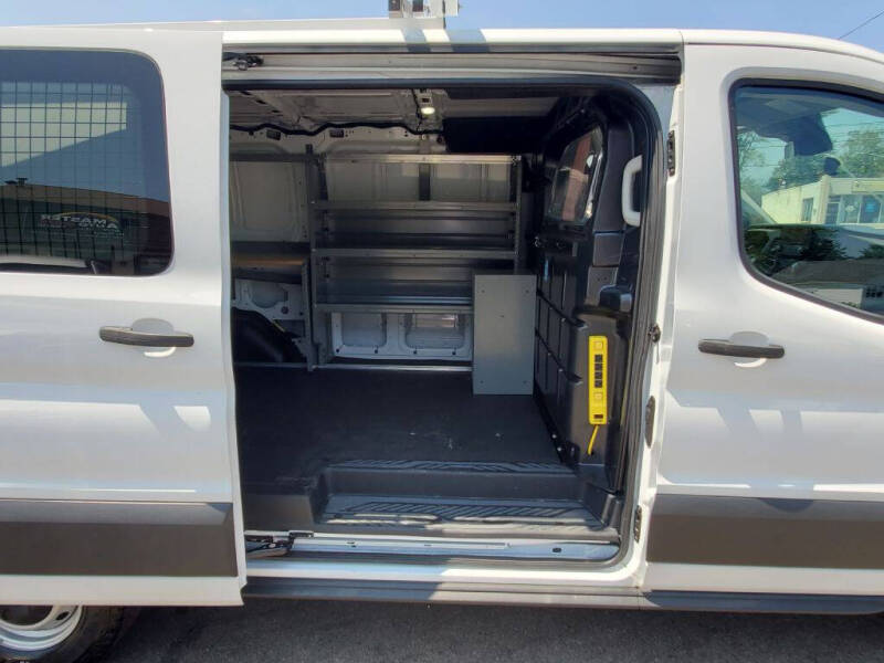 2022 Ford Transit