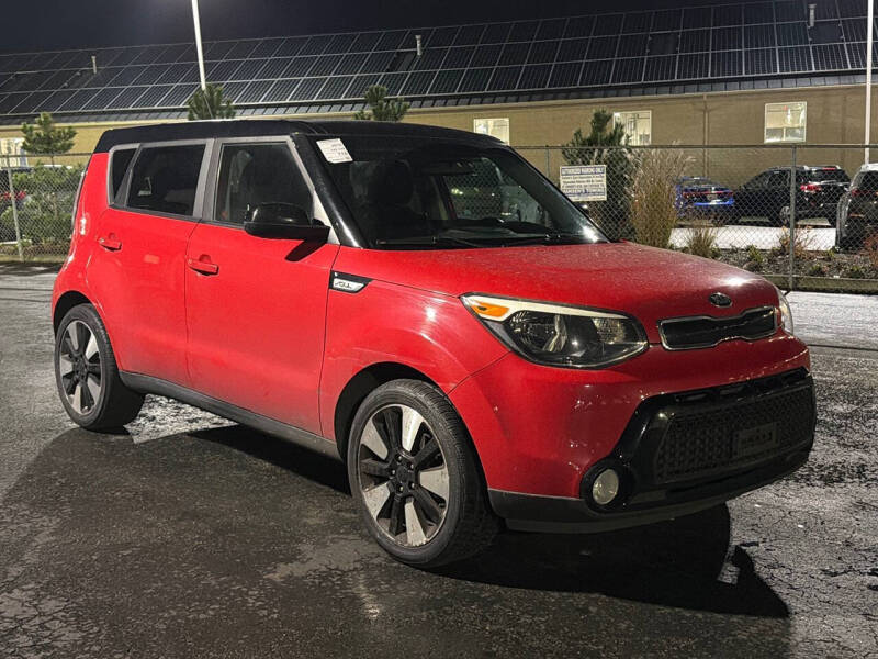 2016 Kia Soul +