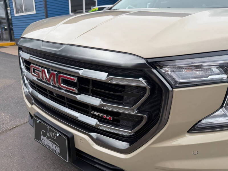 2023 GMC Terrain AT4