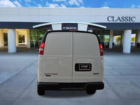 2024 GMC Savana 2500