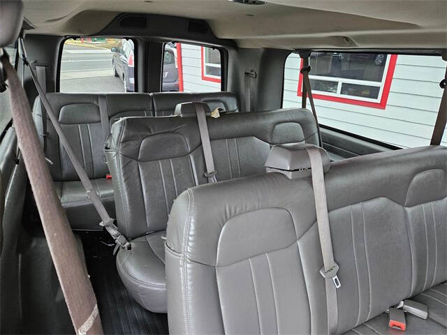 2011 GMC Savana LS 3500