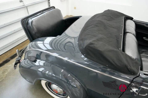 1939 Plymouth P8