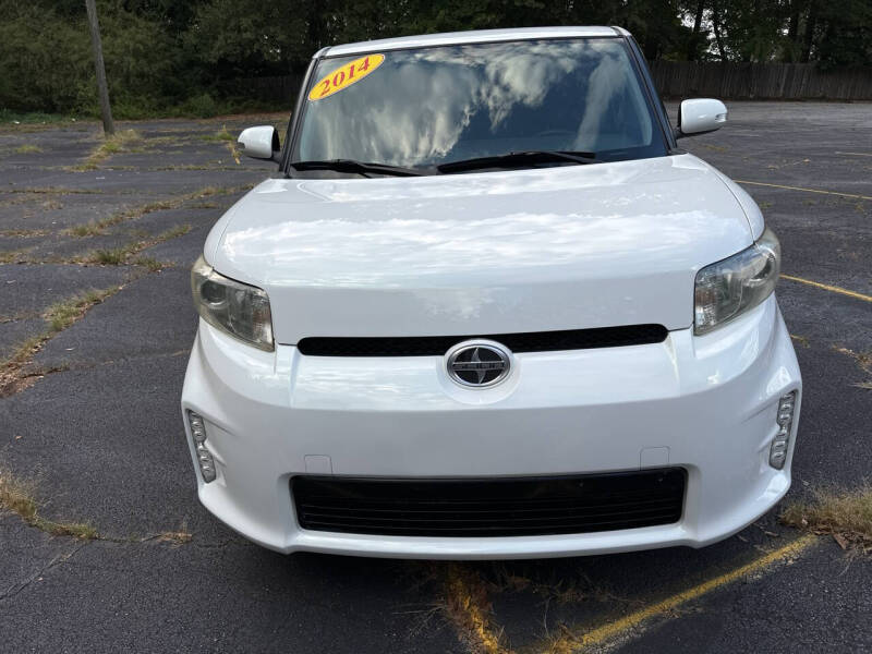 2014 Scion xB null photo 10