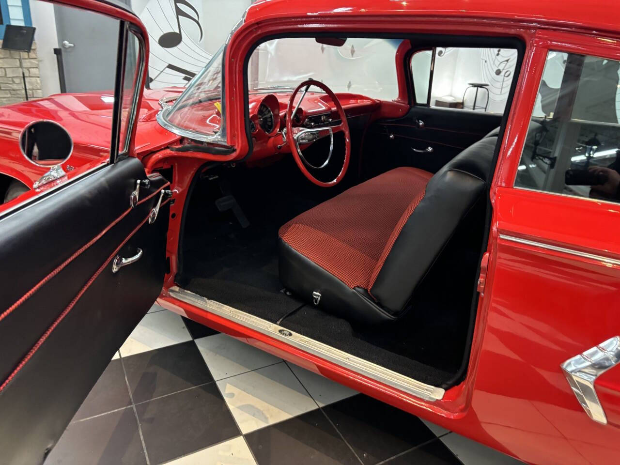 1960 Chevrolet Biscayne 18