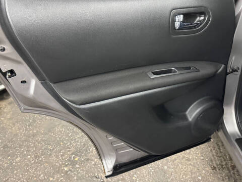 2011 Nissan Rogue SV