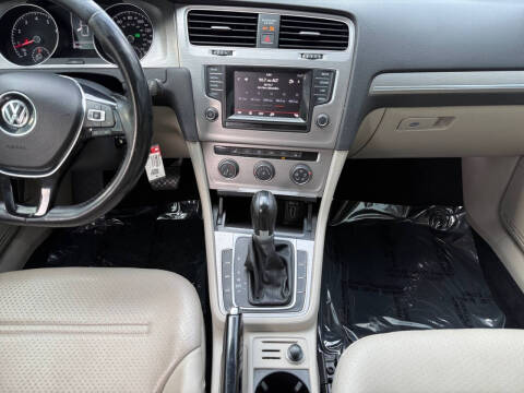 2015 Volkswagen Golf