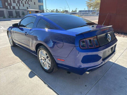 2014 Ford Mustang V6