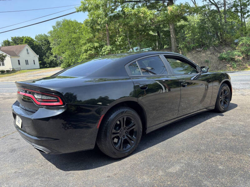 2016 Dodge Charger SE