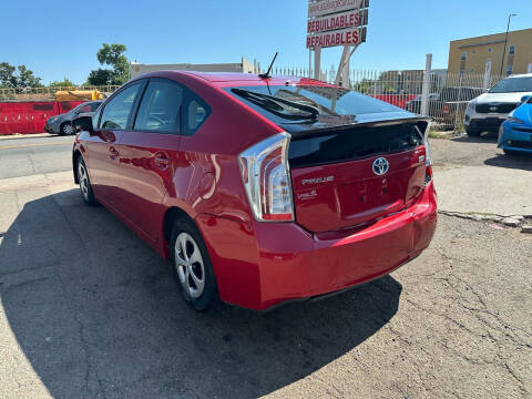 2012 Toyota Prius Three
