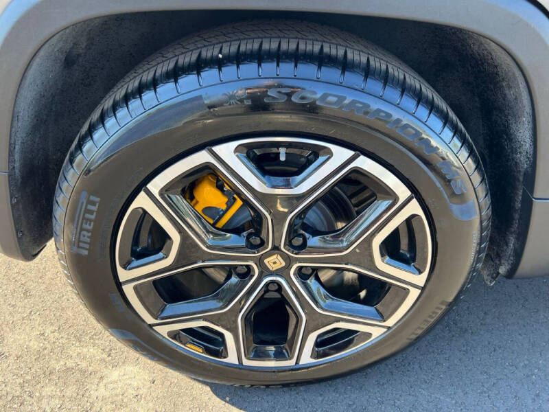 2022 Rivian R1T Launch Edition