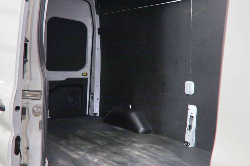 2022 Ford Transit 250