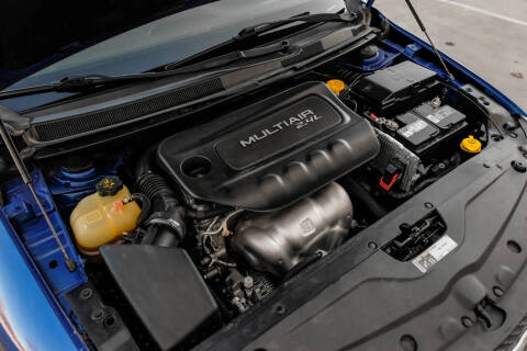 2017 Chrysler 200 Limited Platinum