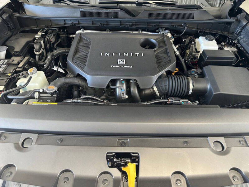 2025 Infiniti QX80 Sensory