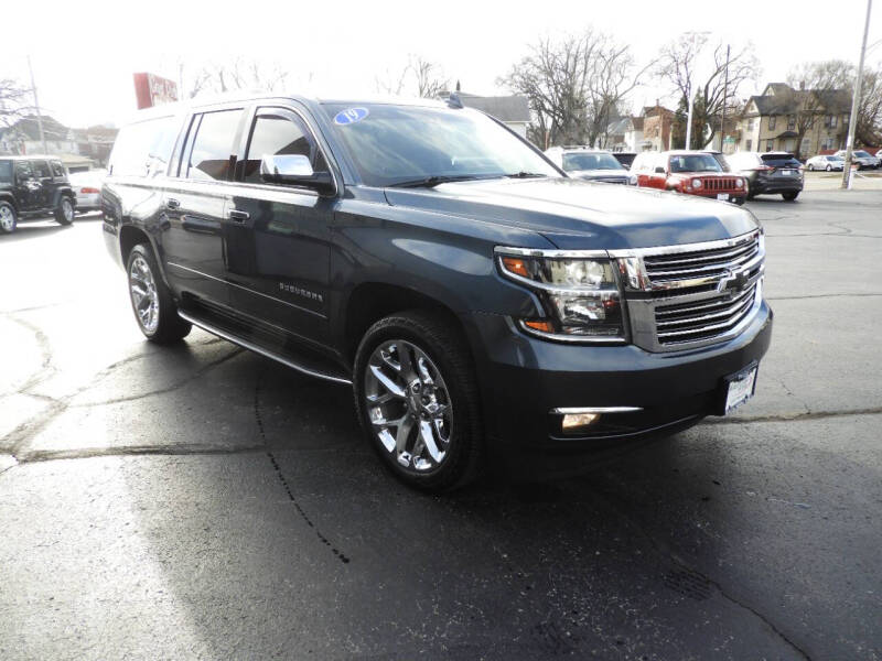 2019 Chevrolet Suburban for sale at Grant Park Auto Sales in Rockford IL