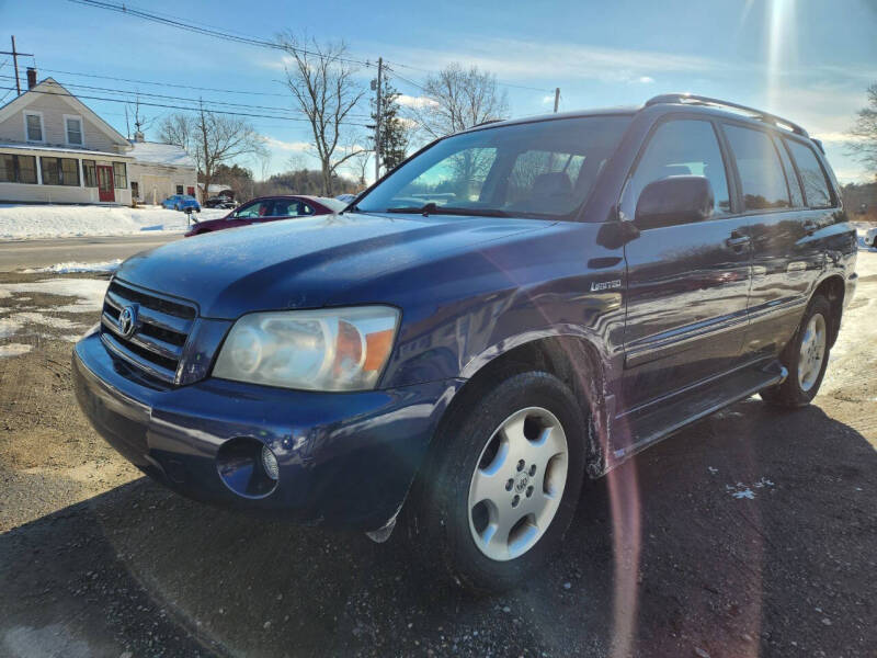 2005 Toyota Highlander for sale at Cappy's Automotive in Whitinsville MA