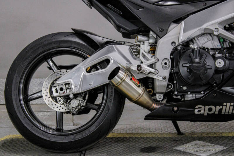 2015 Aprilia RSV4