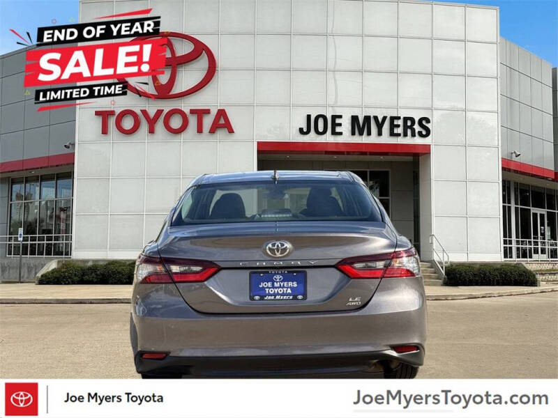 2024 Toyota Camry LE