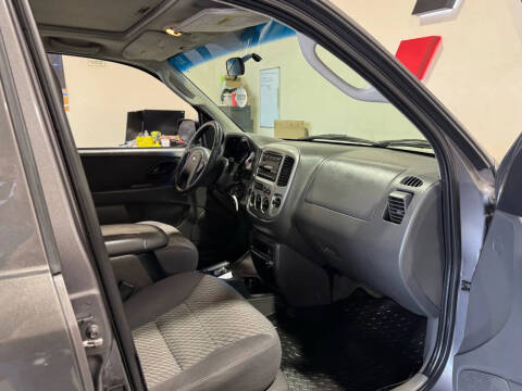 2003 Ford Escape XLT Popular 2