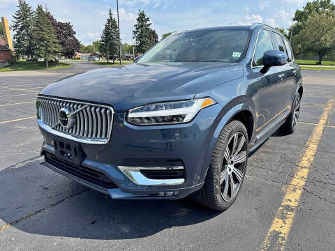 2022 Volvo XC90 T6 Inscription 6-Passenger