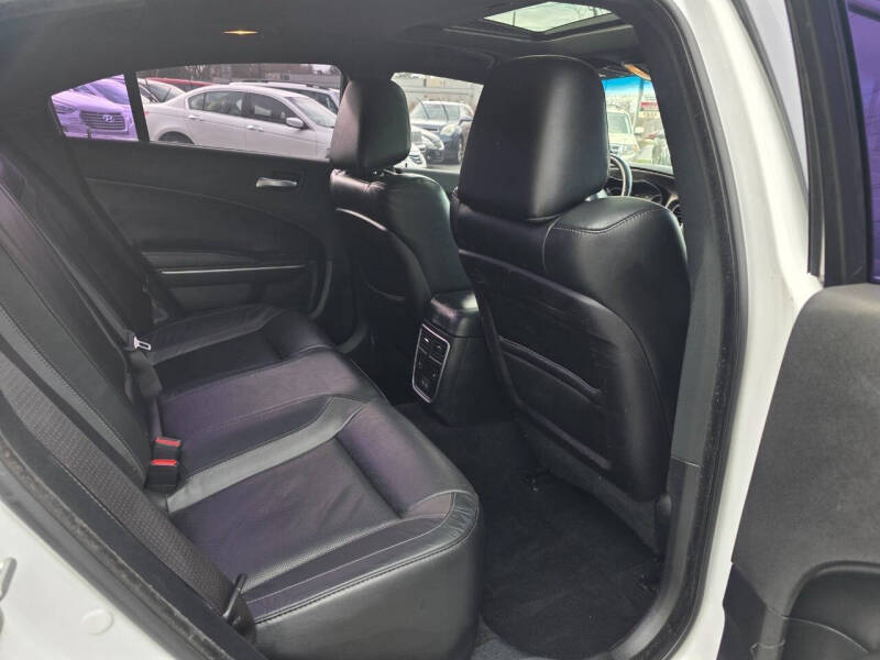 2019 Dodge Charger SXT