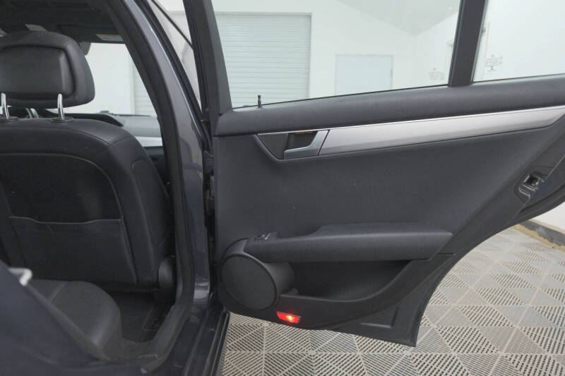 2014 Mercedes-Benz C-Class